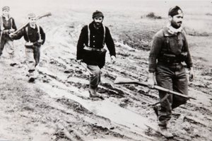 テルエルの戦いの共和党兵士 作： Unbekannt Unbekannt